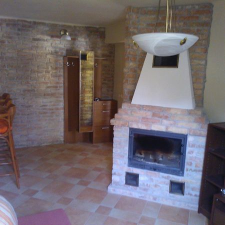 Mediterran Apartmanhaz Szántód Kamer foto